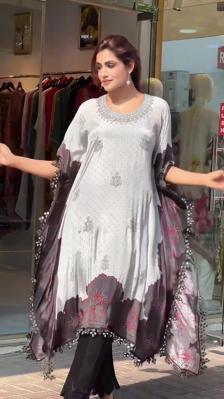 Elegant Floral Border Kaftan Style Maxi Dress